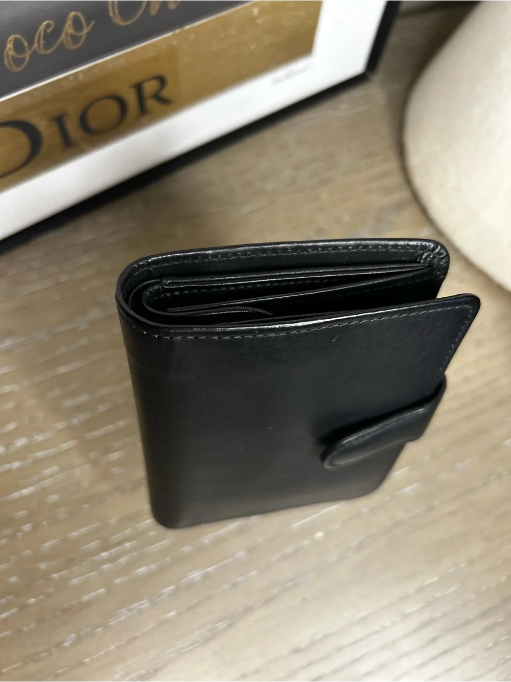 COACH Classic Black Water Buffalo calfskin leather bifold Compact Clutch 4882